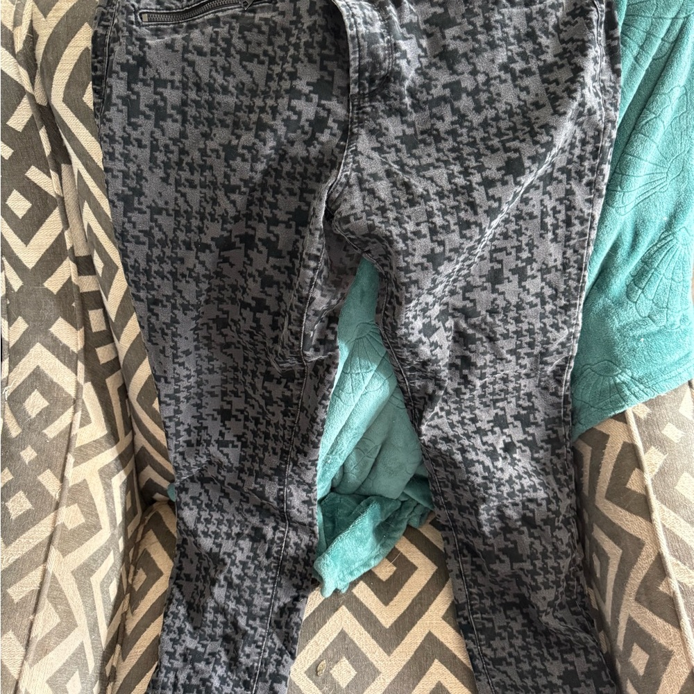 NYDJ Houndstooth Print Stretch Pants - Black/Grey